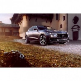Panele boczne NOVITEC Maserati Levante