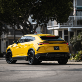 Karbonowy spojler na dach Vorsteiner Rampante Edizione Lamborghini Urus