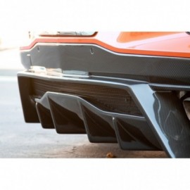 Karbonowy dyfuzor APR Performance Corvette C8