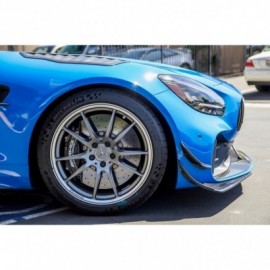 Karbonowe płetwy przedniego zderzaka APR Performance Mercedes AMG GTR Pro