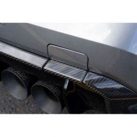 Karbonowe obramowanie tylnego dyfuzora Dinan BMW M3 G80 / BMW M4 G82