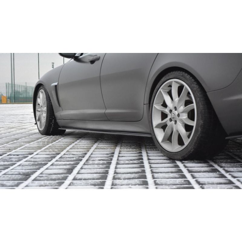 Dokładki progów Maxton Design Jaguar XF (X250) Mk1 SPORTBRAKE S-PACK