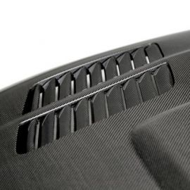 Karbonowa maska GTR-Style Seibon Carbon   BMW 1 E82 / E88