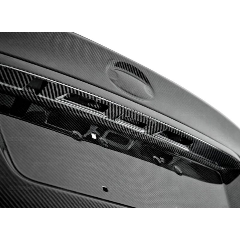 Karbonowa klapa bagażnika OEM-Style Seibon Carbon   Subaru WRX / WRX STi '15-'21