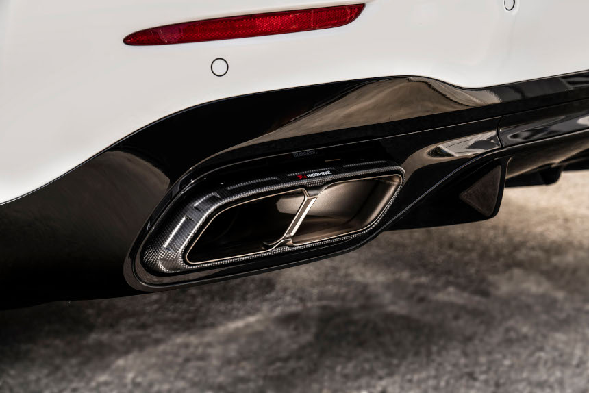 Akrapovic